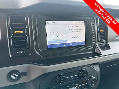 Used 2023 Ford Bronco Badlands w/ Sasquatch Package image 24