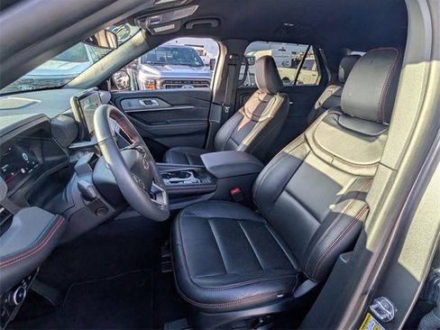Used 2025 Ford Explorer ST-Line w/ Premium Package image 6