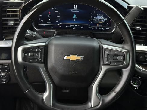 Used 2024 Chevrolet Silverado 2500 LT AWD/4WD image 14