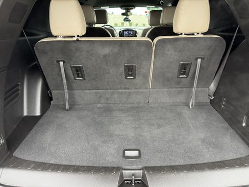 Certified 2022 Chevrolet Traverse LT image 22