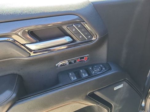 Used 2024 GMC Sierra 1500 AT4 w/ Technology Package image 15