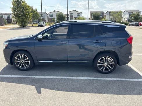 Used 2018 GMC Terrain Denali w/ Advanced Safety Package FWD image 2