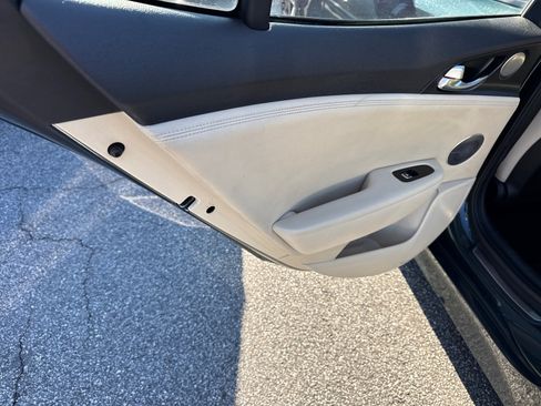 Used 2023 Kia Stinger GT-Line w/ Sun & Sound Package image 21