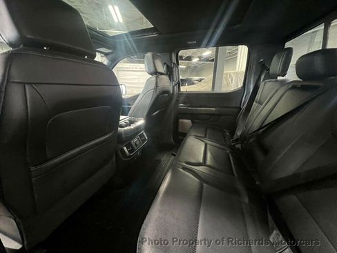 Used 2022 Ford F150 Lariat w/ Equipment Group 502A High image 16