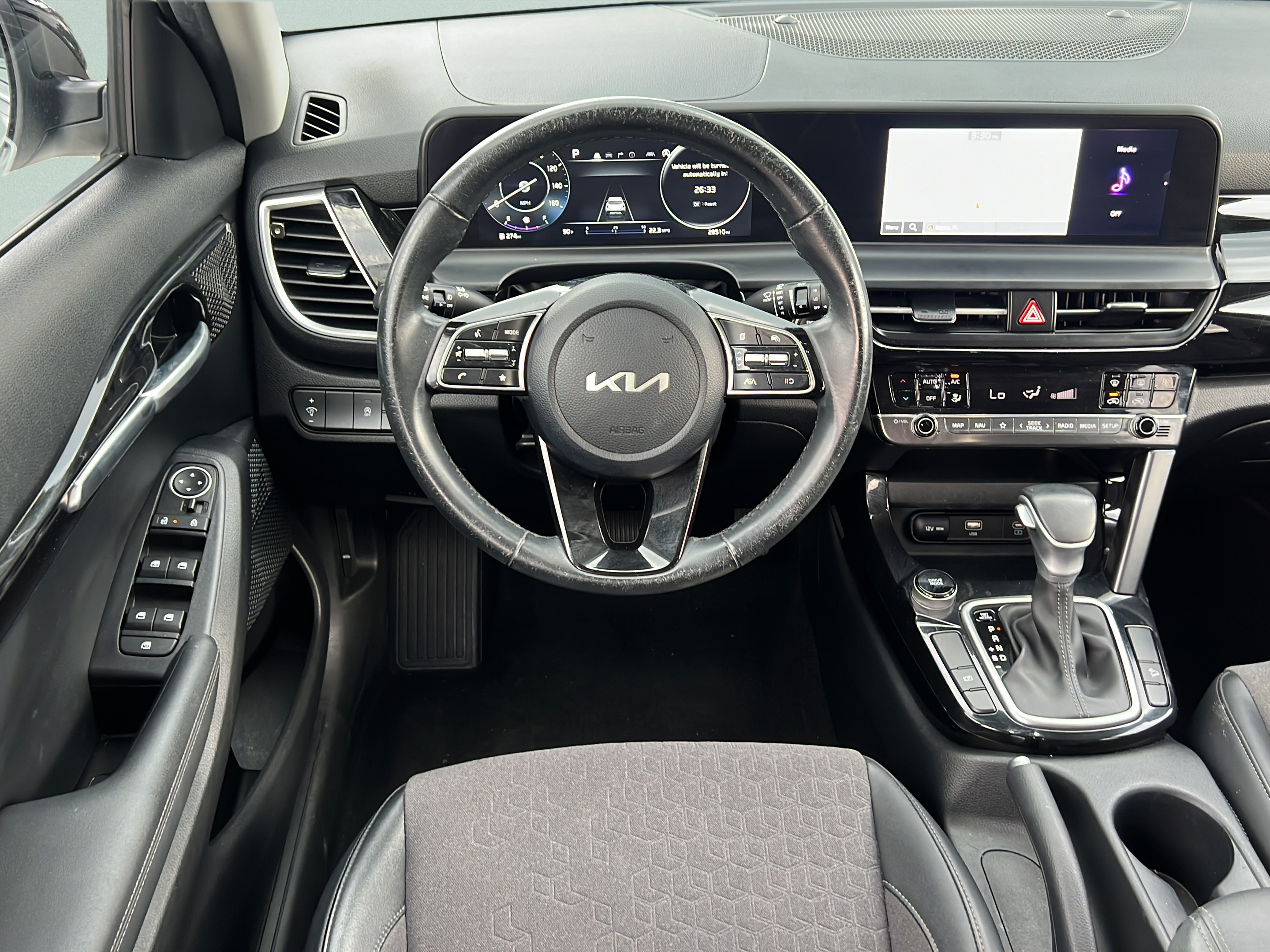 Used 2024 Kia Seltos S FWD image 12