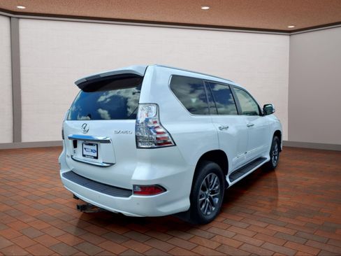 Used 2015 Lexus GX 460 Luxury AWD/4WD image 8