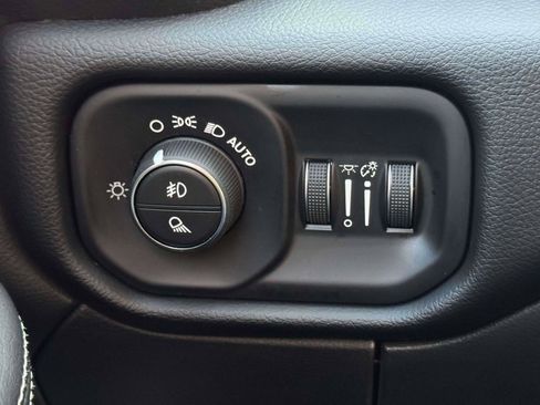 Used 2024 RAM 2500 Rebel w/ Towing Technology Group image 10