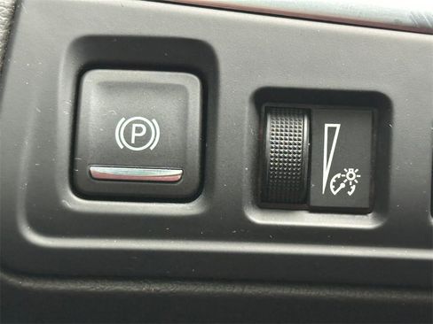 Certified 2023 Cadillac XT5 Luxury image 31