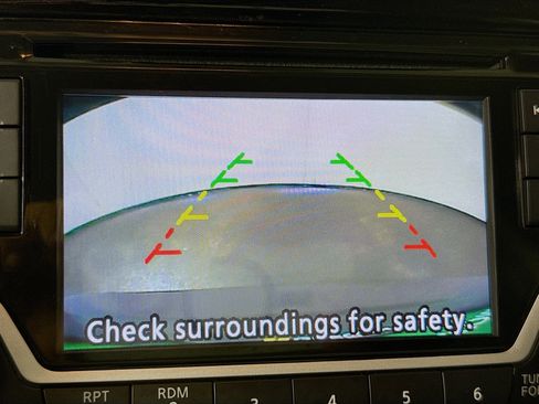 Used 2017 Nissan Juke SV image 19