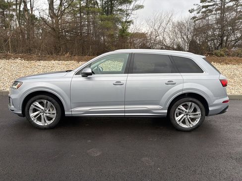 Used 2021 Audi Q7 3.0T Premium Plus w/ Executive Package image 2