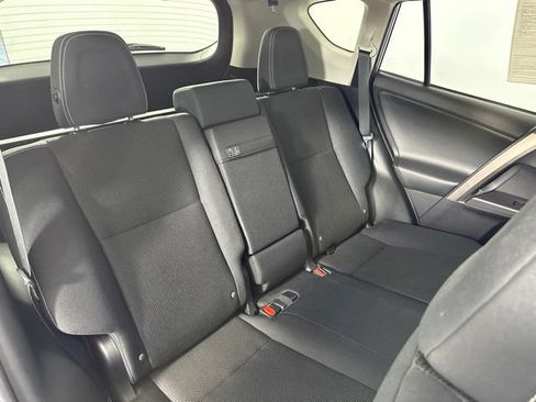 Used 2018 Toyota RAV4 XLE w/ Convenience Package AWD/4WD image 29