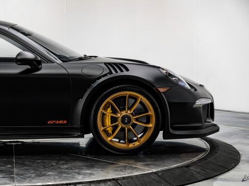 Used 2016 Porsche 911 GT3 RS image 18