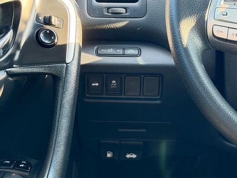 Used 2017 Nissan Altima 2.5 S w/ Power Driver Seat Package image 29