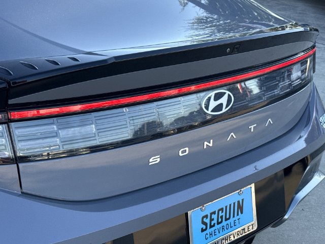 Used 2025 Hyundai Sonata SEL FWD image 33