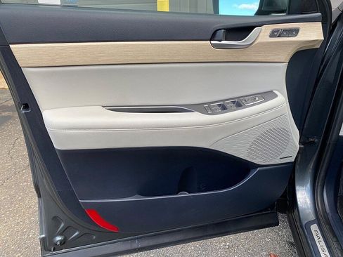 Used 2024 Hyundai Palisade Limited image 22