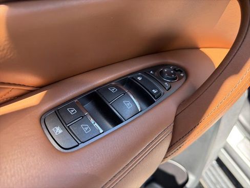 Used 2023 INFINITI QX80 Sensory w/ Cargo Package AWD/4WD image 12