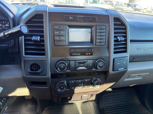 Used 2019 Ford F250 XL w/ Power Equipment Group RWD image 19