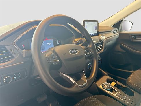 Used 2025 Ford Escape Active image 9