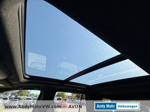 Used 2021 GMC Yukon SLT w/ SLT Luxury Plus Package RWD image 34