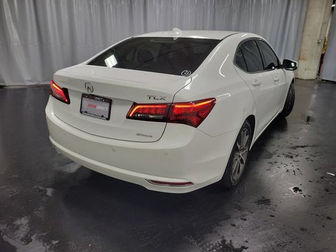 Used 2016 Acura TLX V6 SH-AWD w/ Advance Package image 8