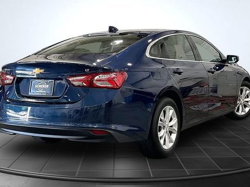 Used 2021 Chevrolet Malibu LT FWD image 2