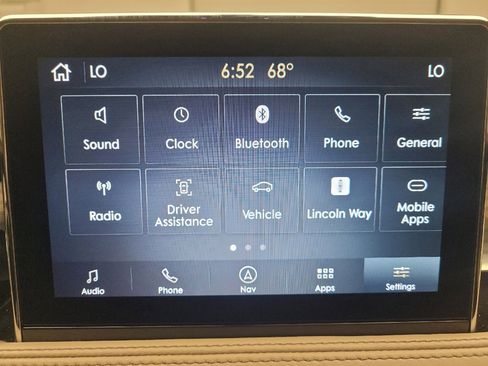 Used 2022 Lincoln Corsair FWD w/ Equipment Group 101A image 25