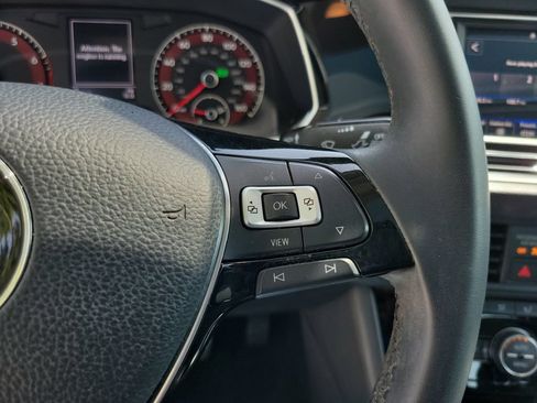 Used 2020 Volkswagen Jetta SE FWD image 21