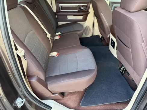 Used 2017 RAM 1500 Classic SLT w/ Luxury Group AWD/4WD image 12