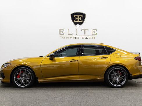 Used 2022 Acura TLX Type S image 2