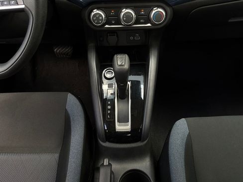 Used 2025 Nissan Versa SV FWD image 14
