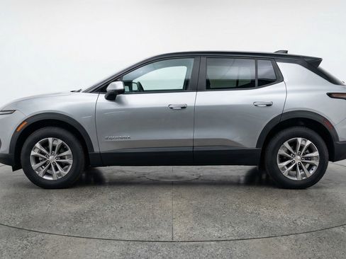 Used 2025 Chevrolet Equinox LT FWD image 5