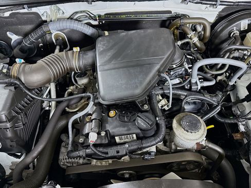 Used 2021 Toyota Tacoma SR image 36