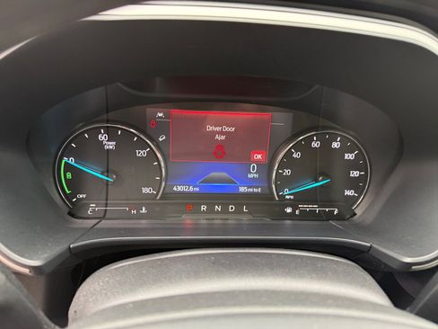 Certified 2022 Ford Escape SE image 11