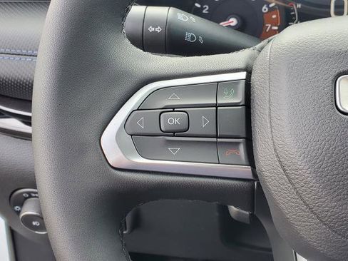 Used 2026 Jeep Compass Limited AWD/4WD image 10