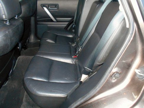 Used 2004 INFINITI FX45 AWD w/ Technology Pkg image 17