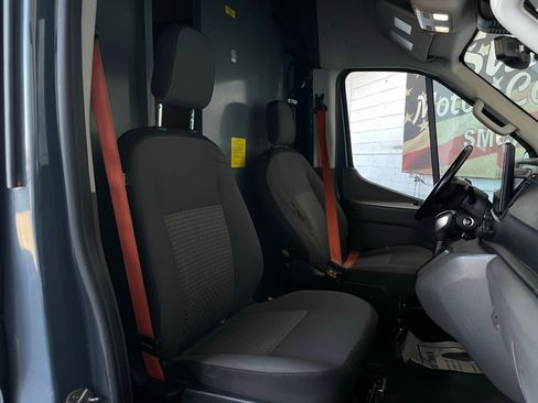 Used 2022 Ford Transit 250 148 High Roof Extended w/ Parcel Delivery Package image 24