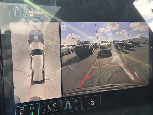 New 2025 GMC Yukon XL Denali w/ Sun & Power Step Package image 5