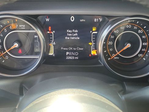 Used 2022 Jeep Wrangler Unlimited Sport AWD/4WD image 28