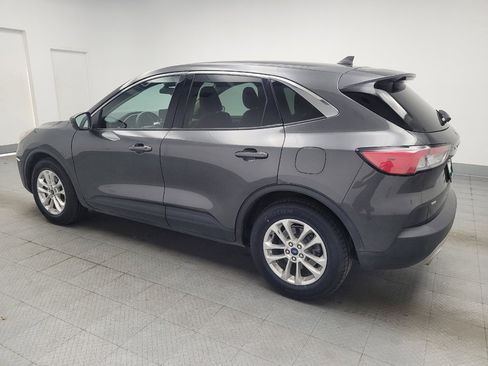 Used 2020 Ford Escape SE FWD image 3