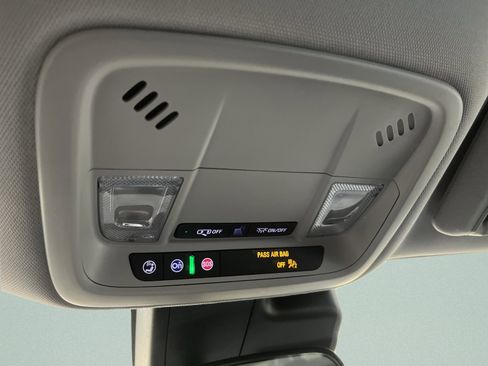 Used 2024 Chevrolet Malibu LT image 27