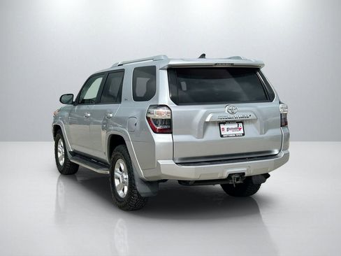Used 2016 Toyota 4Runner SR5 RWD image 7