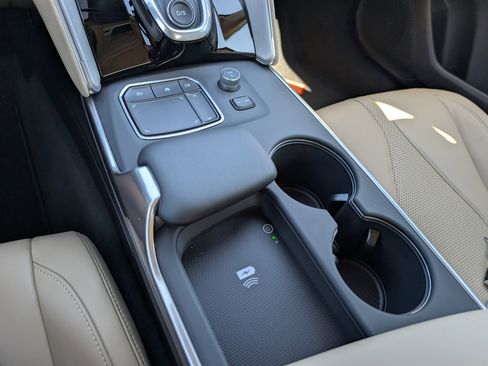 Certified 2025 Acura TLX w/ Technology Package image 22