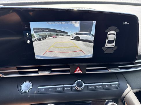 Used 2024 Hyundai Elantra Limited FWD image 26