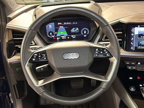 Used 2024 Audi Q4 e-tron Prestige image 19