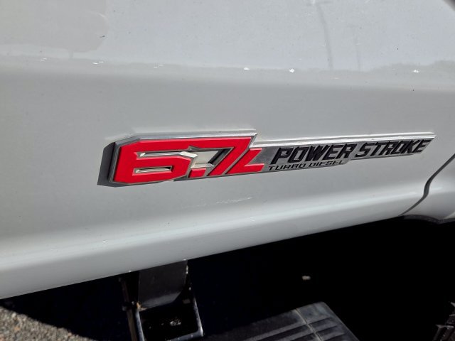 Used 2025 Ford F350 Platinum AWD/4WD image 13