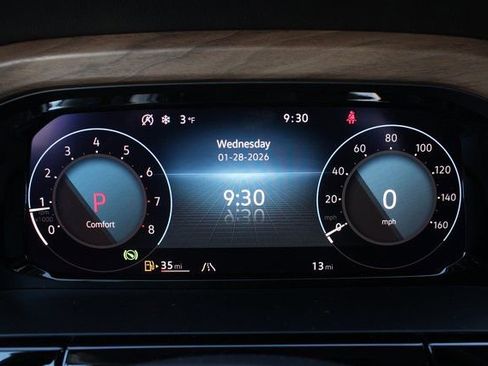 New 2026 Volkswagen Atlas SE image 10