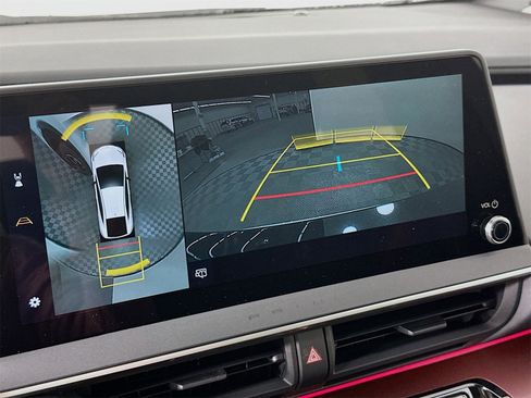 New 2026 Toyota Prius Plug-In Hybrid image 14