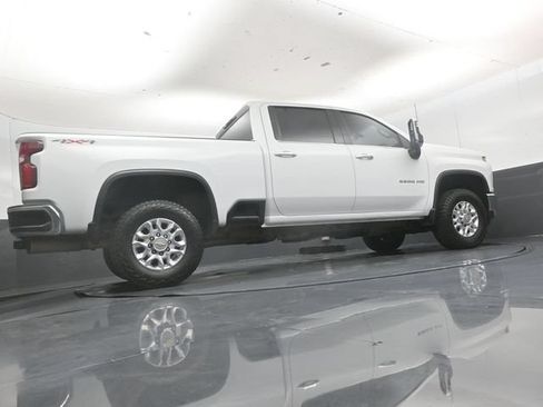 Used 2023 Chevrolet Silverado 2500 LTZ AWD/4WD image 39
