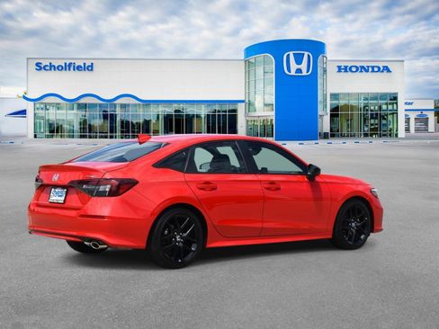 Used 2025 Honda Civic Sport image 3