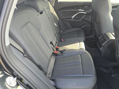 Certified 2025 Audi Q5 Premium Plus w/ Premium Plus AWD/4WD image 19